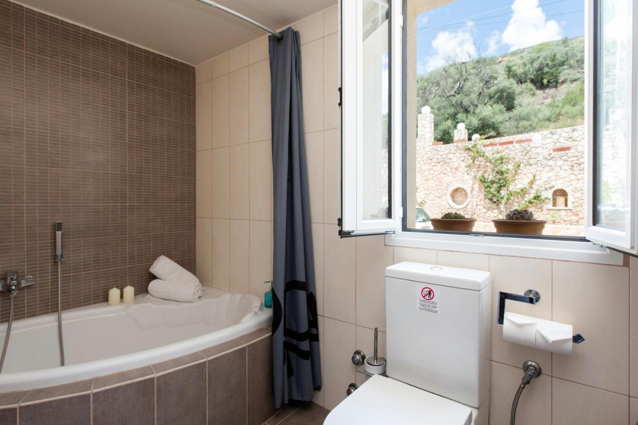 Terra Rossa By Konnect, Views To Ionian Sea Villa Spartylas Exterior foto